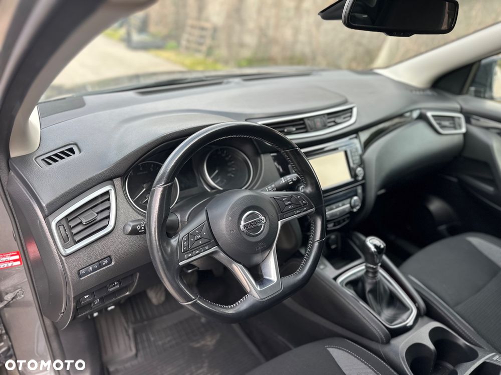 Nissan Qashqai 1.3 DIG-T N-Style - 27