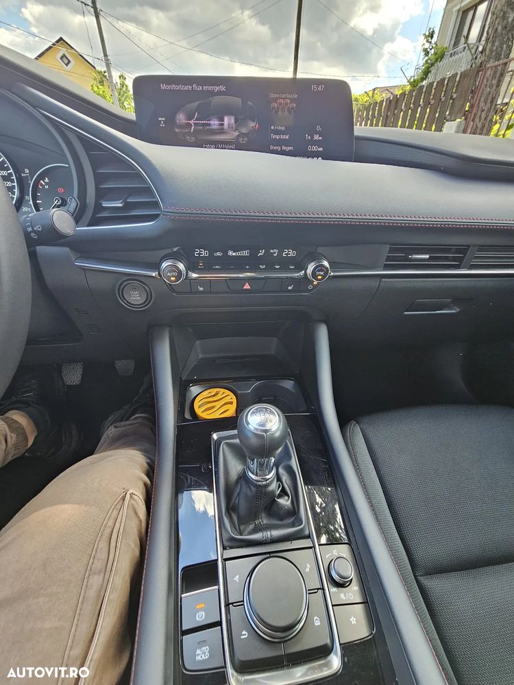 Mazda 3 e-SKYACTIV-X 2.0 M HYBRID - 29