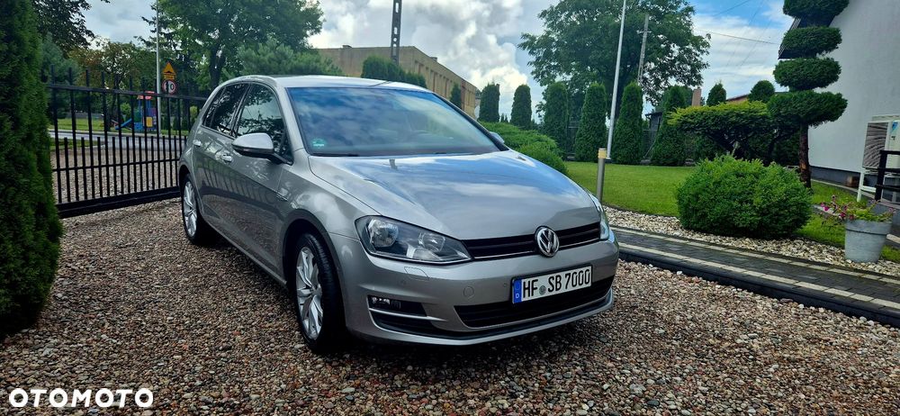 Volkswagen Golf - 27