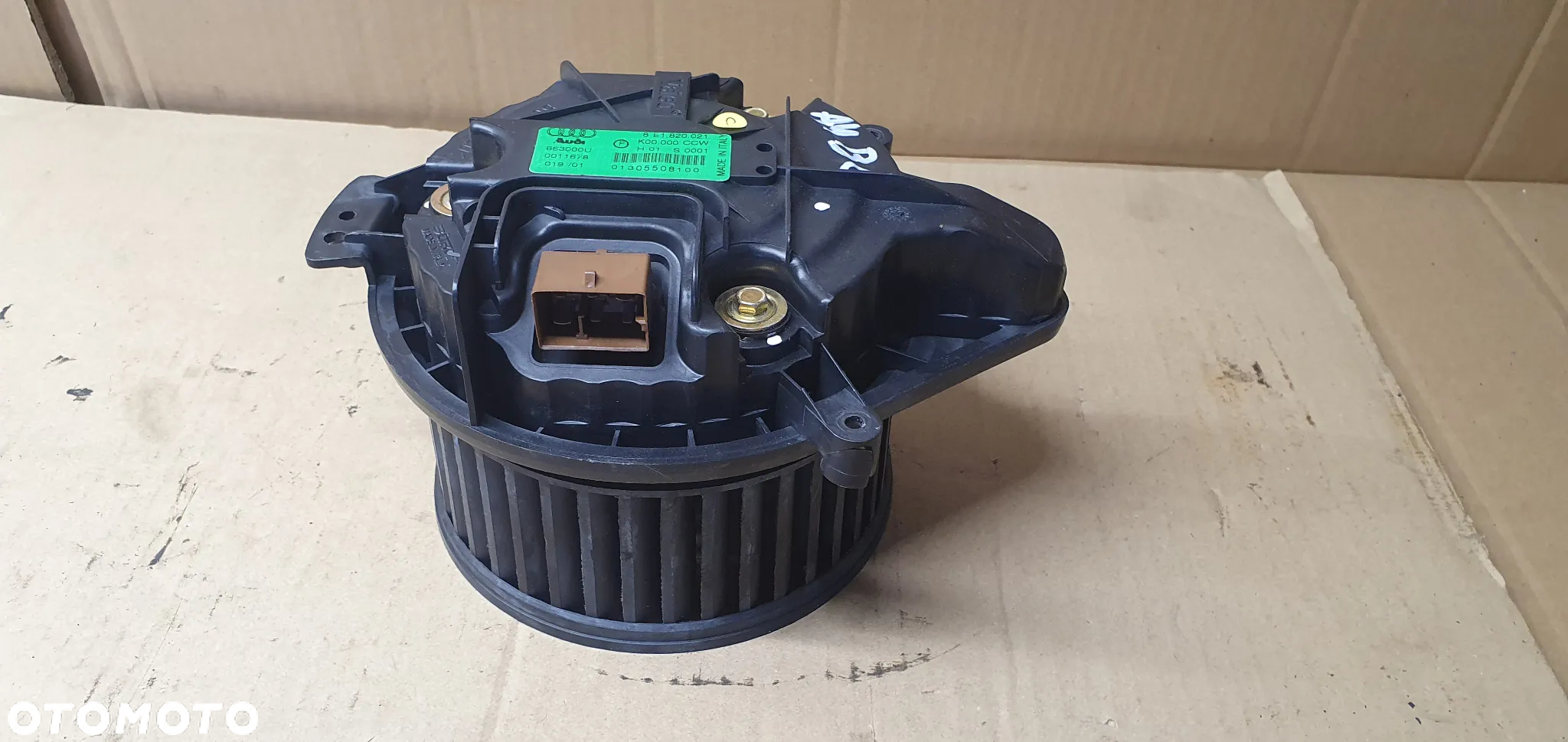 Wentylator silnik dmuchawy nagrzewnicy Audi A4 B6 8E1820021 - 2