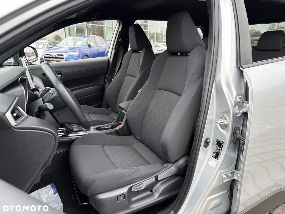 Toyota Corolla Cross 2.0 Hybrid Style - 23