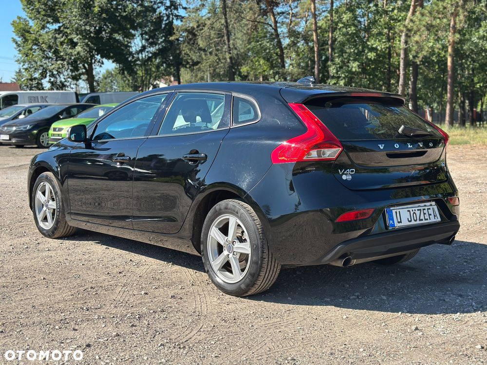Volvo V40 T2 - 14