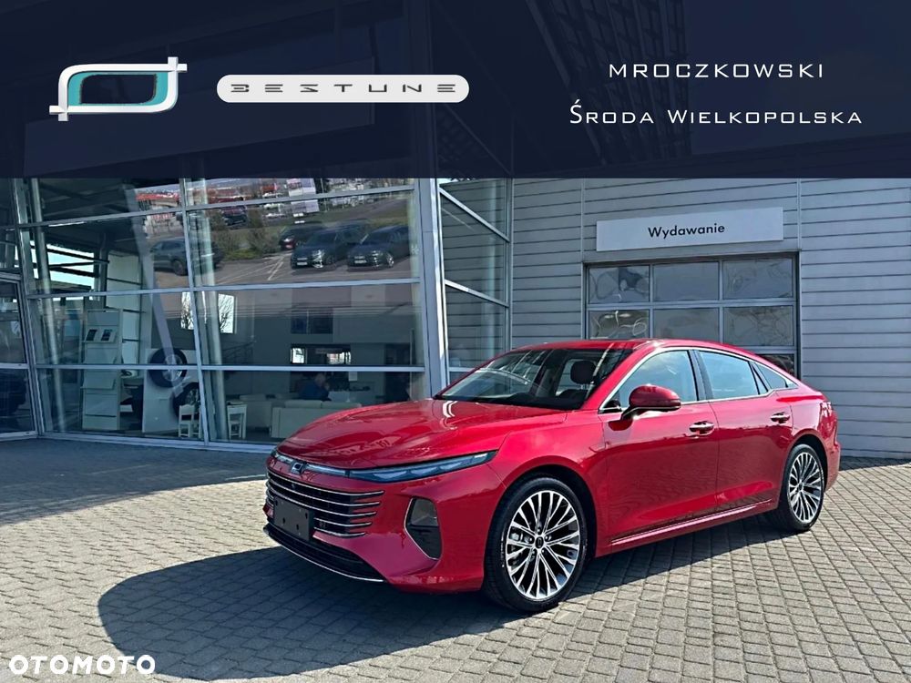 Bestune B70 2.0T Elegance - 1