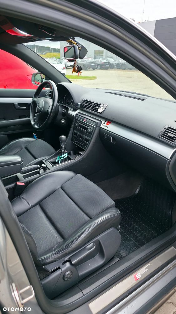Audi A4 Avant - 7