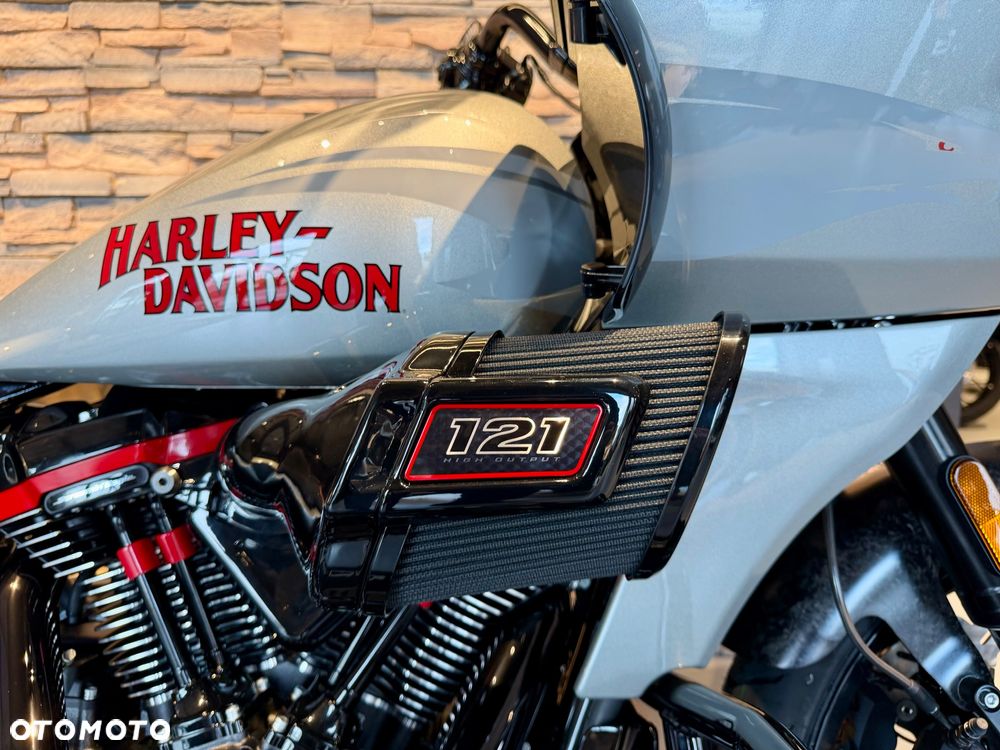 Harley-Davidson Touring Road Glide - 18