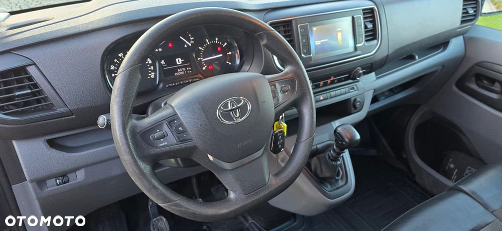 Toyota Proace - 10