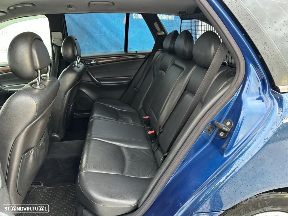 Mercedes-Benz C 220 - 12