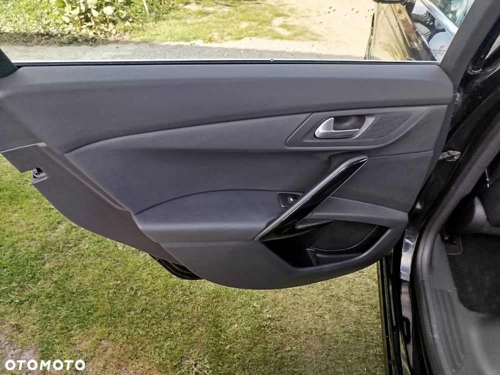 Peugeot 508 BlueHDi 180 EAT6 Stop&Start GT - 26