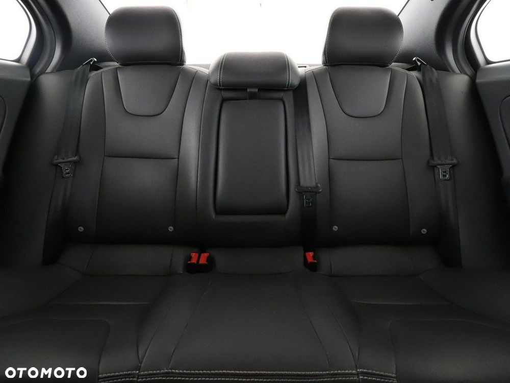 Volvo S60 T3 Geartronic Linje Svart - 19