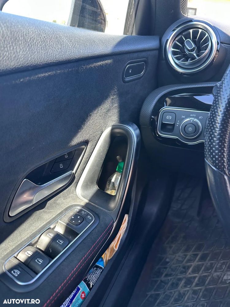 Mercedes-Benz A 180 - 22