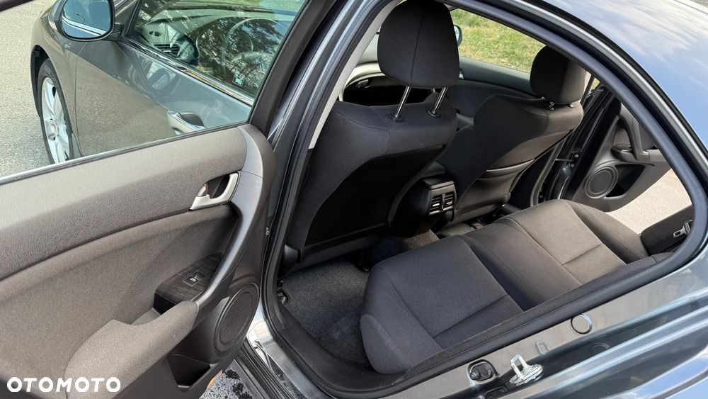 Honda Accord 2.0 Executive - 13