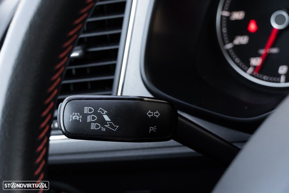 SEAT Leon 1.8 TSI S&S DSG FR - 18