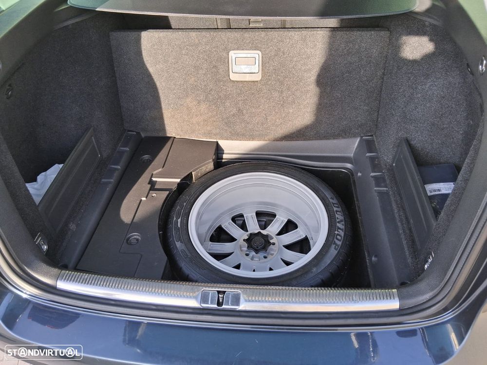 VW Passat Variant - 10