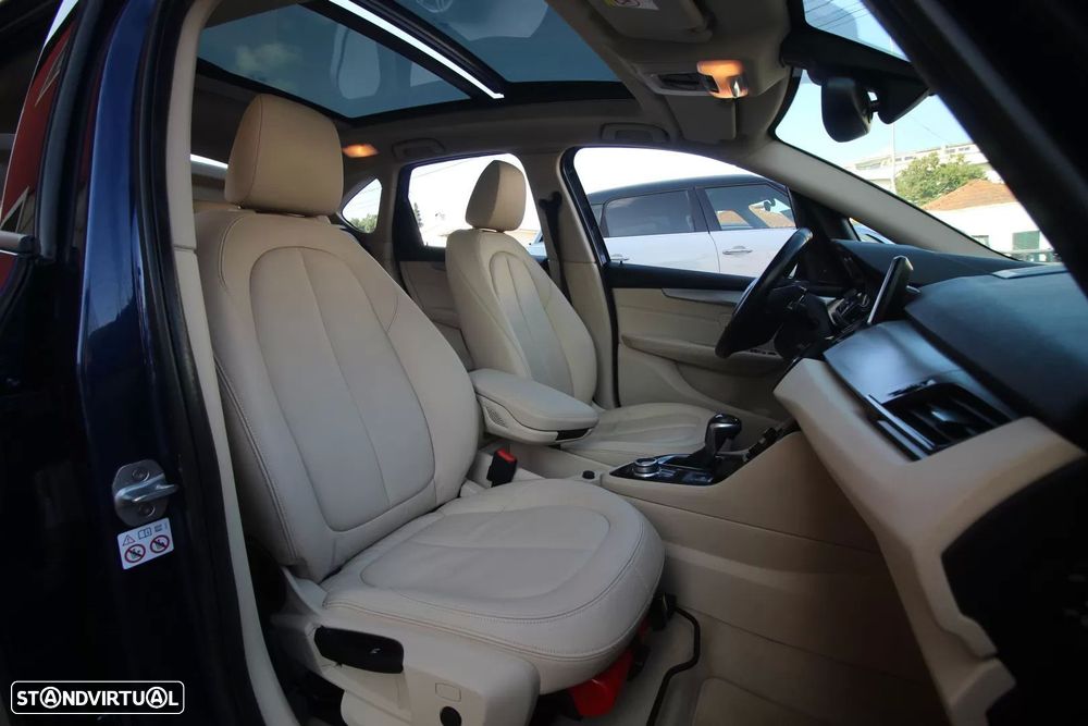 BMW 225xe Active Tourer Line Luxury - 42