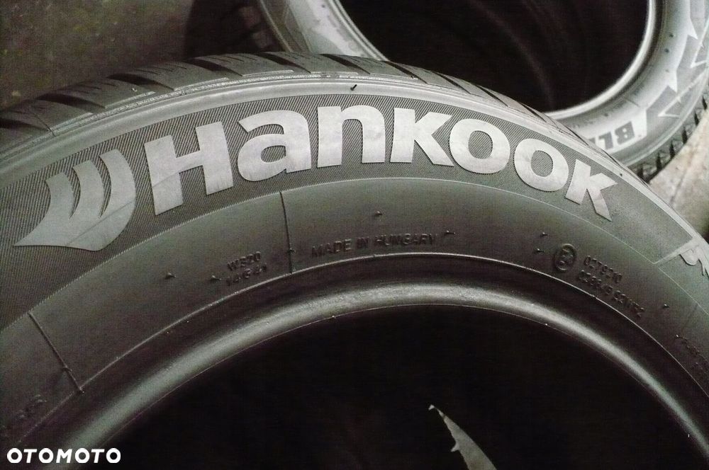 HANKOOK Winter ICept Evo2 W320 215/60R17 7,1mm 2019 - 4