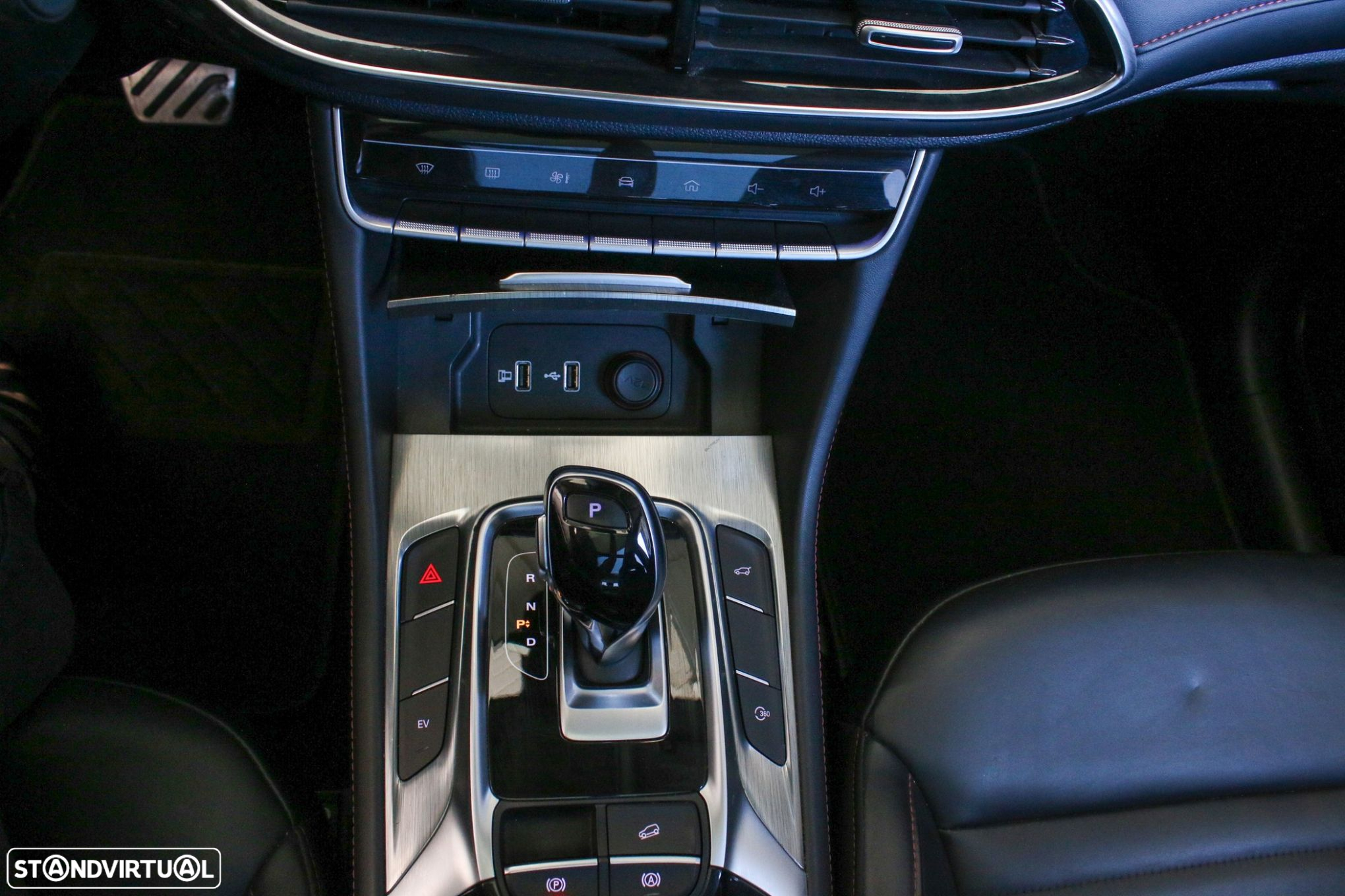 MG EHS 1.5 T-GDI Plug-in Hybrid Luxury - 30