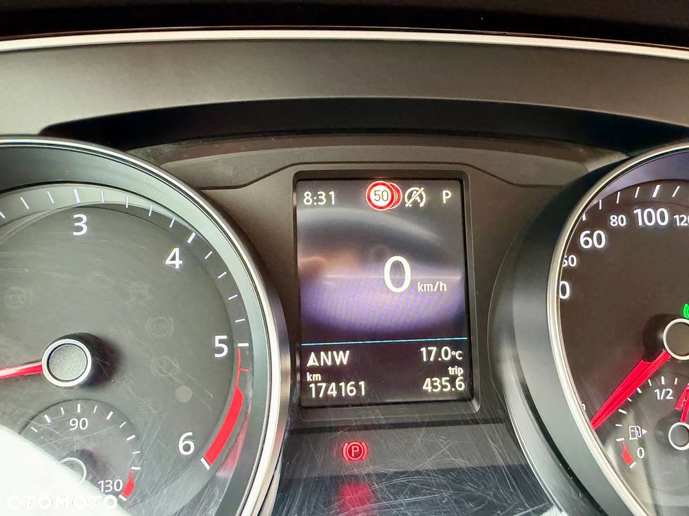 Volkswagen Passat 2.0 TDI BMT Comfortline DSG - 11
