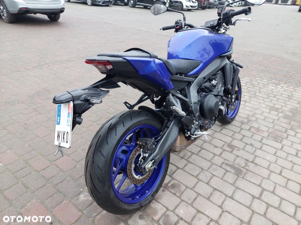 Yamaha MT - 8