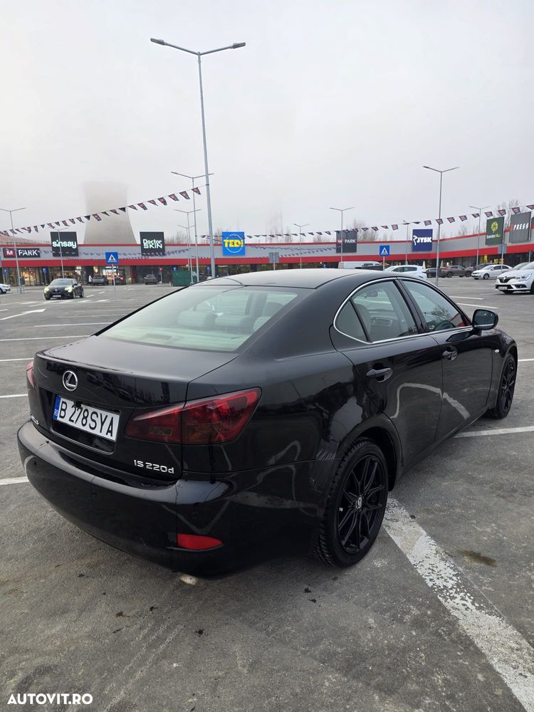Lexus Seria IS 220d Luxury - 9