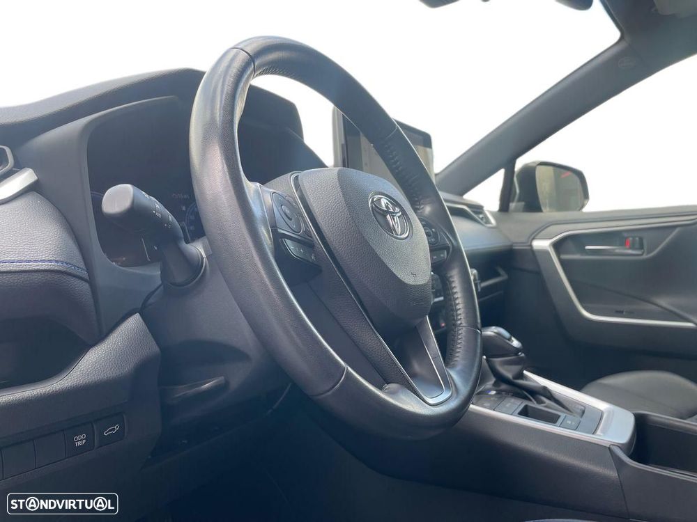 Toyota RAV4 — fotografia 9