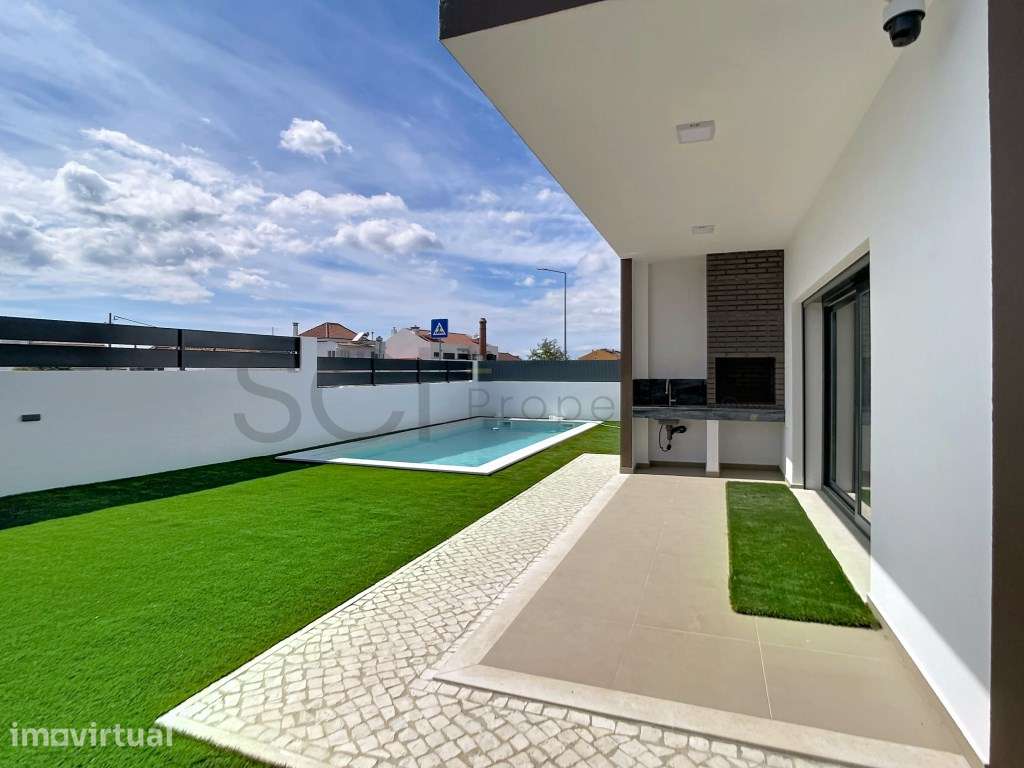 Moradia T3 em Azeitão Térrea Isolada Garagem e Piscina - Grande imagem: 4/47