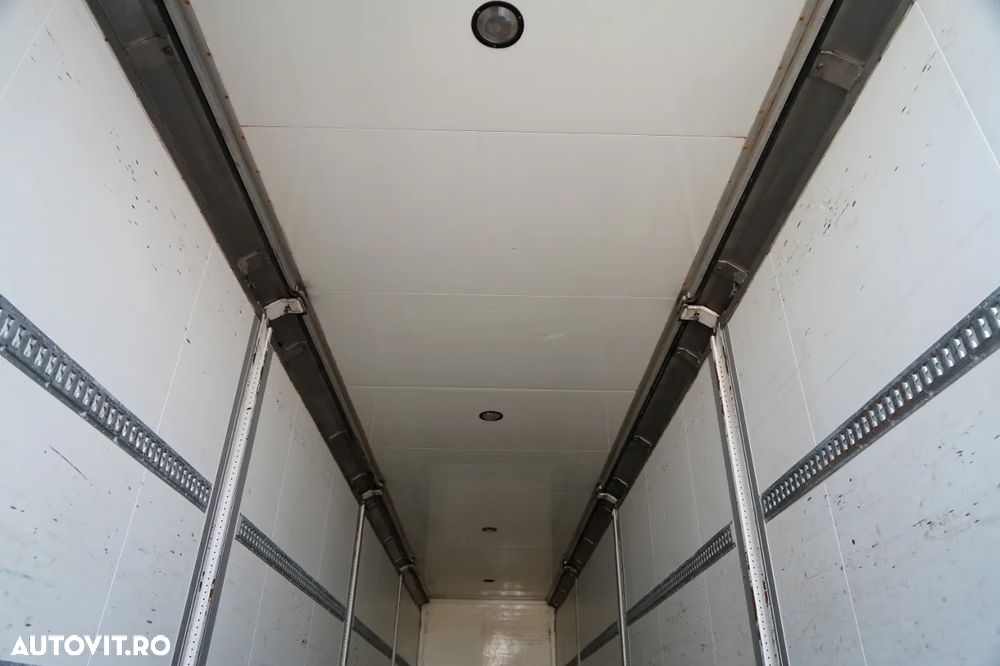 LeciTrailer / SEMIREMORCĂ FURGON / PODEA REZISTENTĂ (HEAVY-DUTY) / LATERALE CU DESCHIDERE / - 18