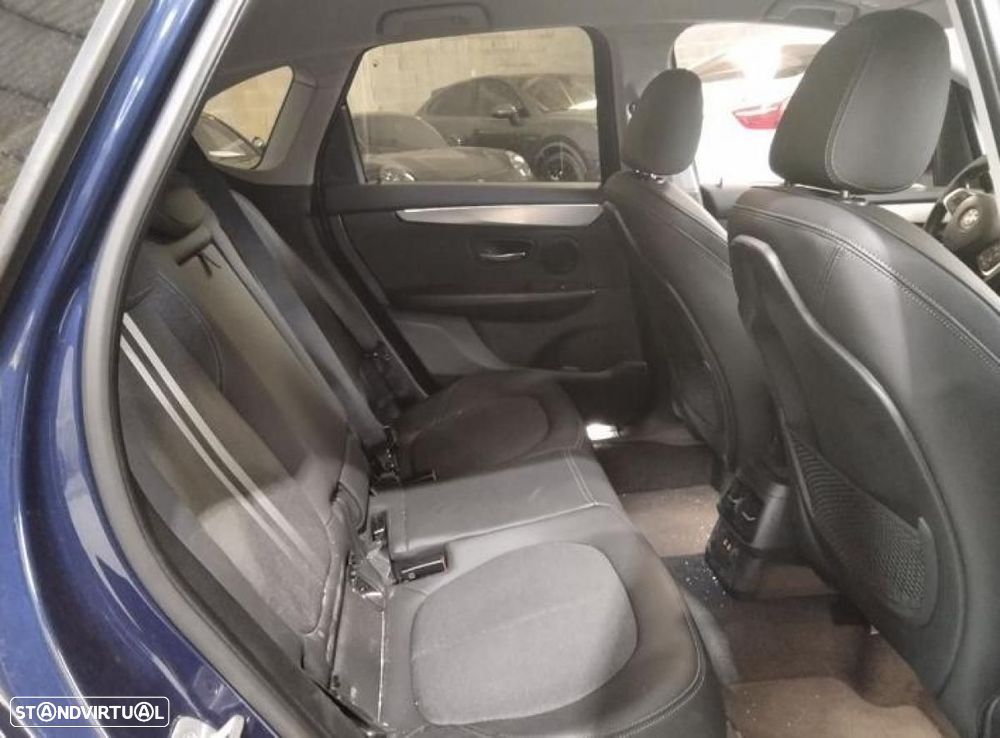 BMW 216 Active Tourer - 4