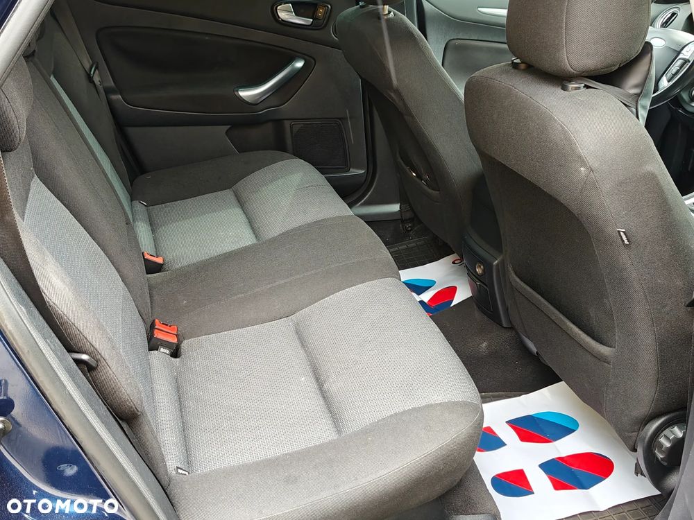 Ford Mondeo 1.8 TDCi Titanium - 8