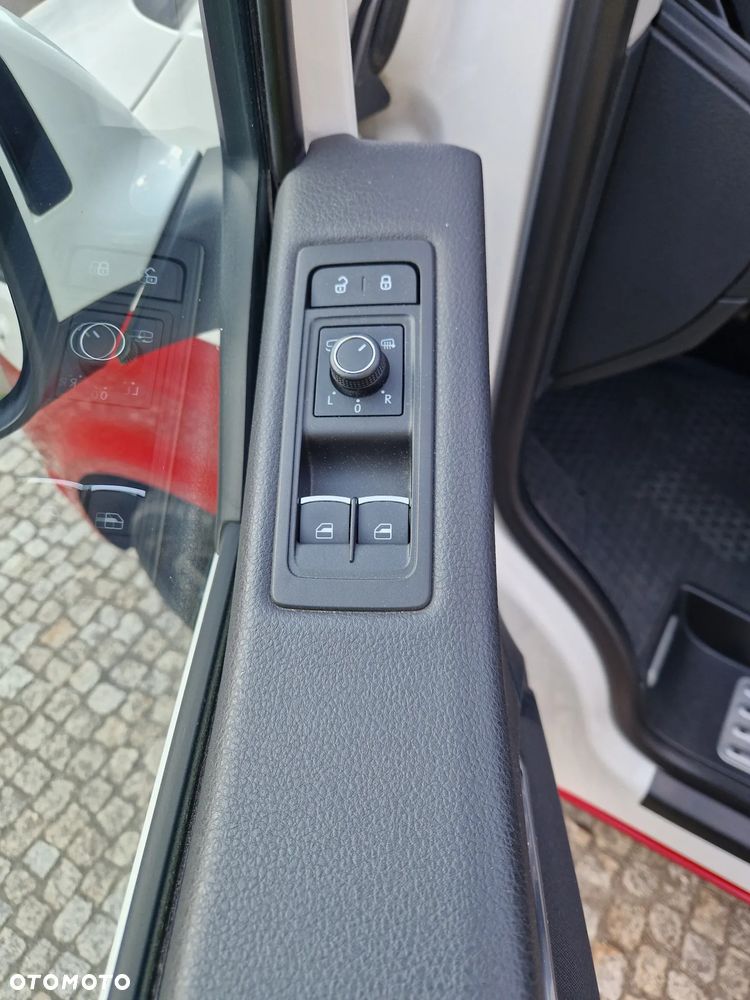 Volkswagen Multivan 2.0 BiTDI L1 Highline - 26