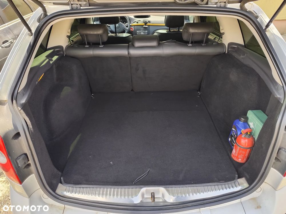 Renault Laguna 2.0 dCi Initiale - 8