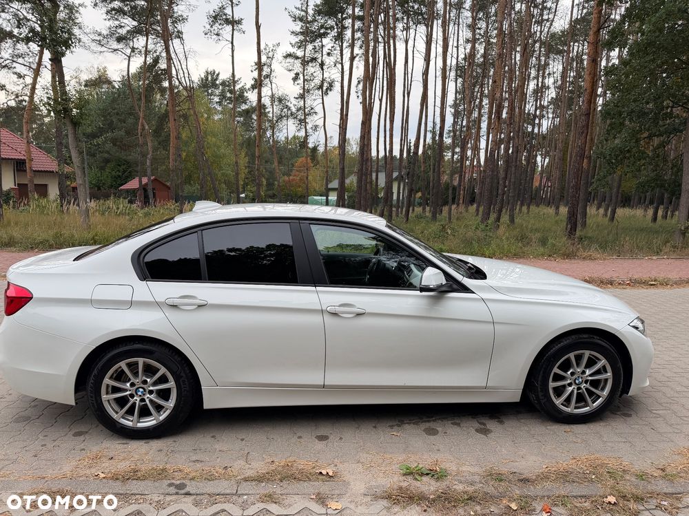 BMW Seria 3 318d - 7