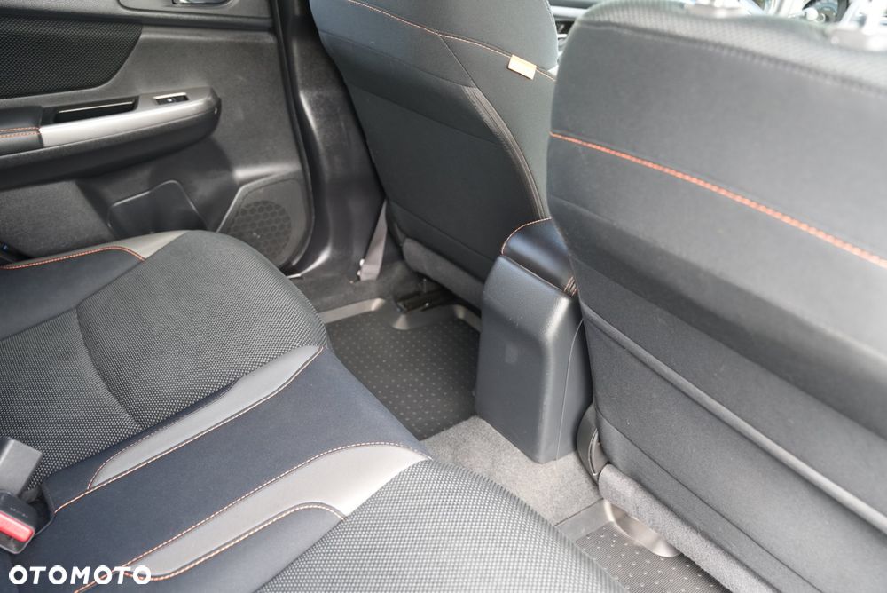 Subaru XV 2.0i Lineartronic Exclusive - 38