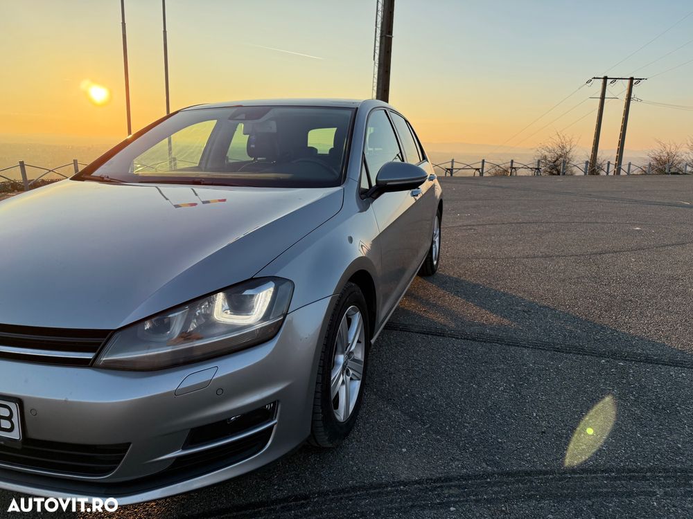 Volkswagen Golf 2.0 BlueTDI Highline - 2