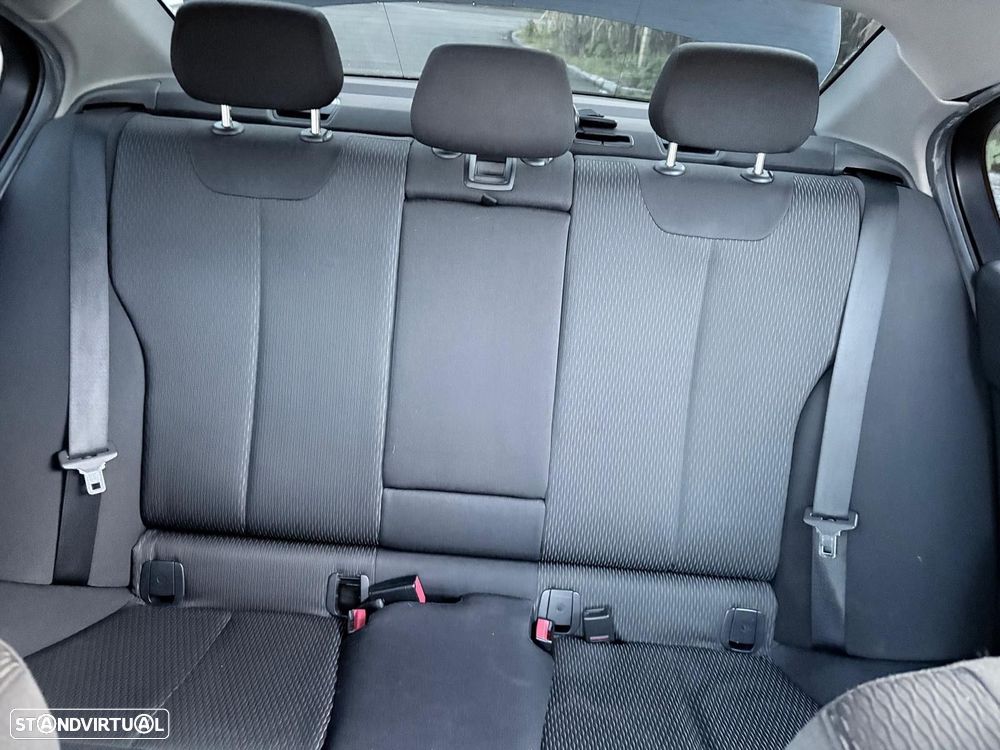 BMW 318 d Pack M Shadow - 26