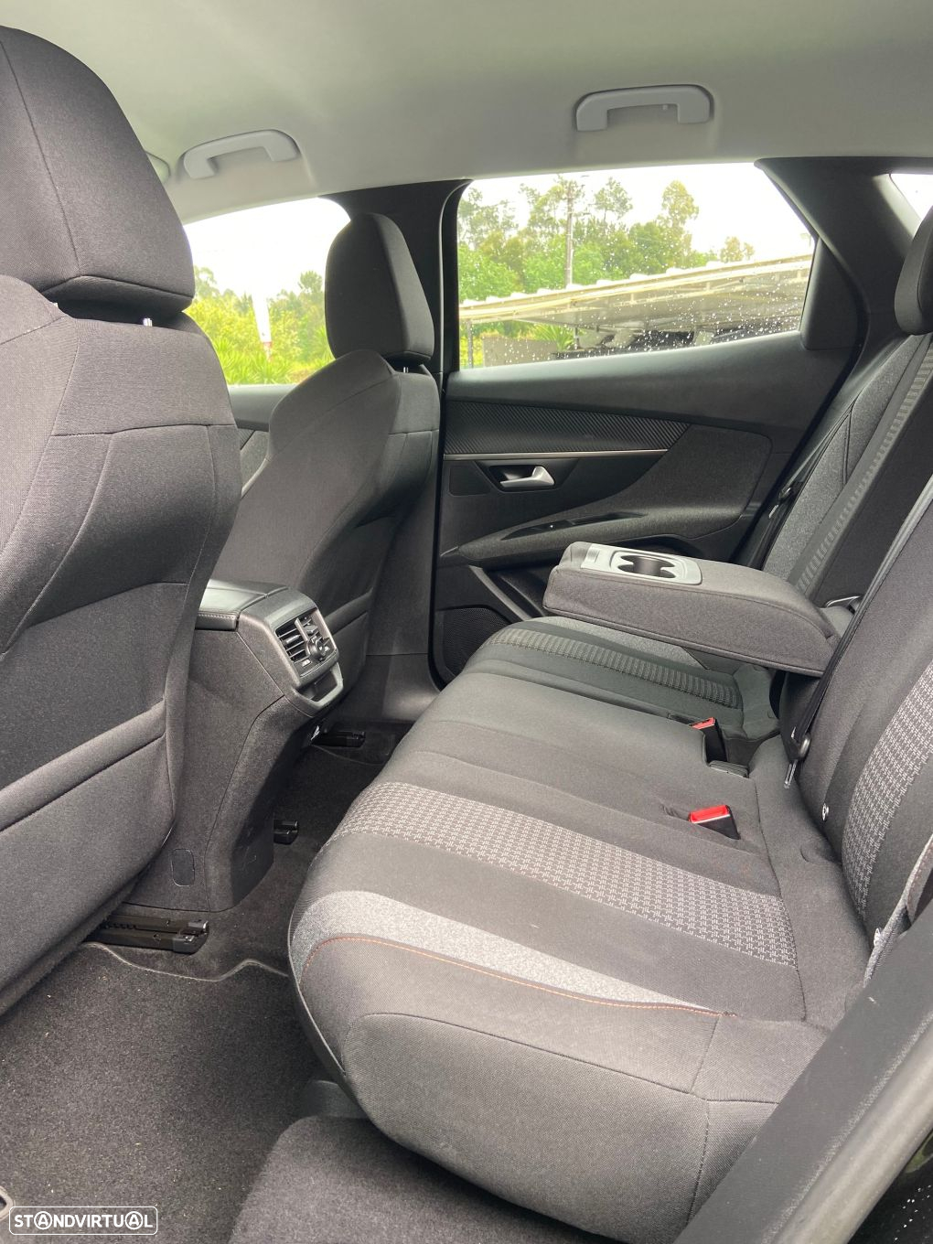 Peugeot 3008 1.5 BlueHDi Active Pack EAT8 - 11