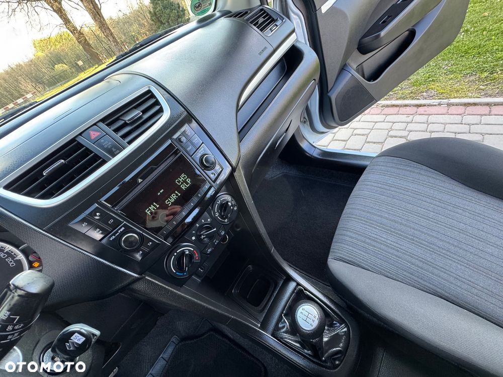 Suzuki Swift - 15