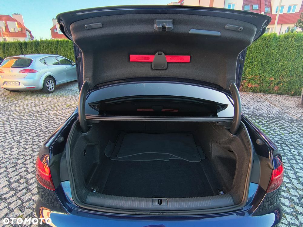 Audi A4 - 4