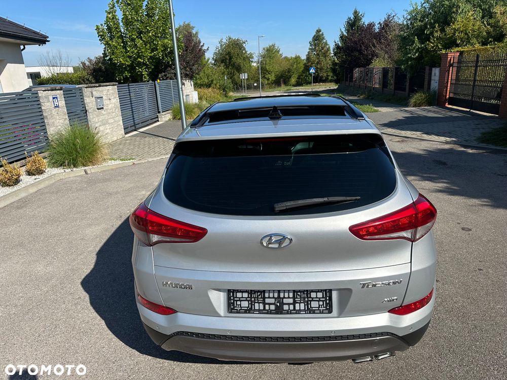 Hyundai Tucson 2.0 CRDI Premium 4WD - 16