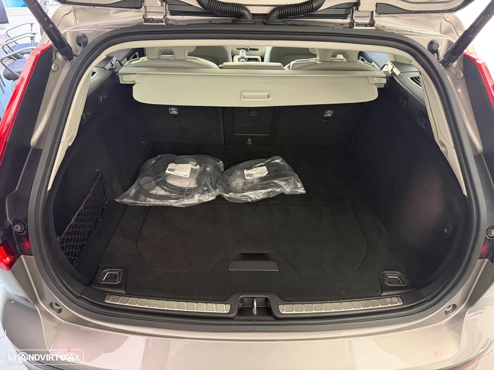 Volvo V60 2.0 T6 AWD TE Inscription - 21