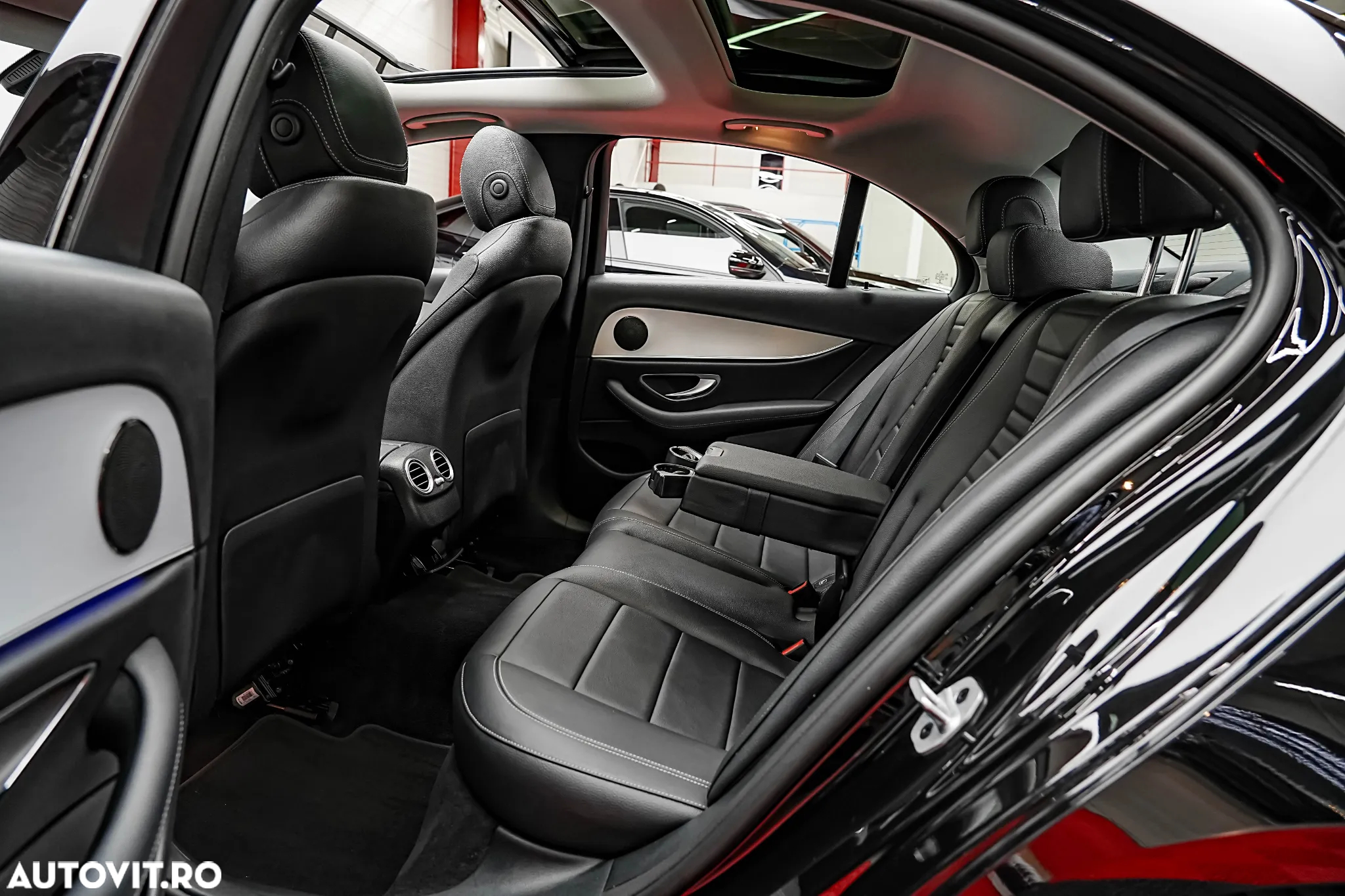 Mercedes-Benz E 300 de 9G-TRONIC Exclusive - 6