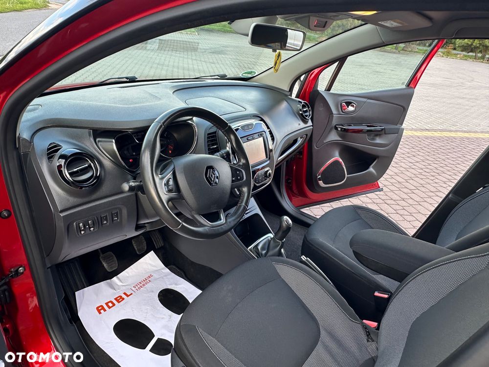 Renault Captur 0.9 Energy TCe Helly Hansen - 19