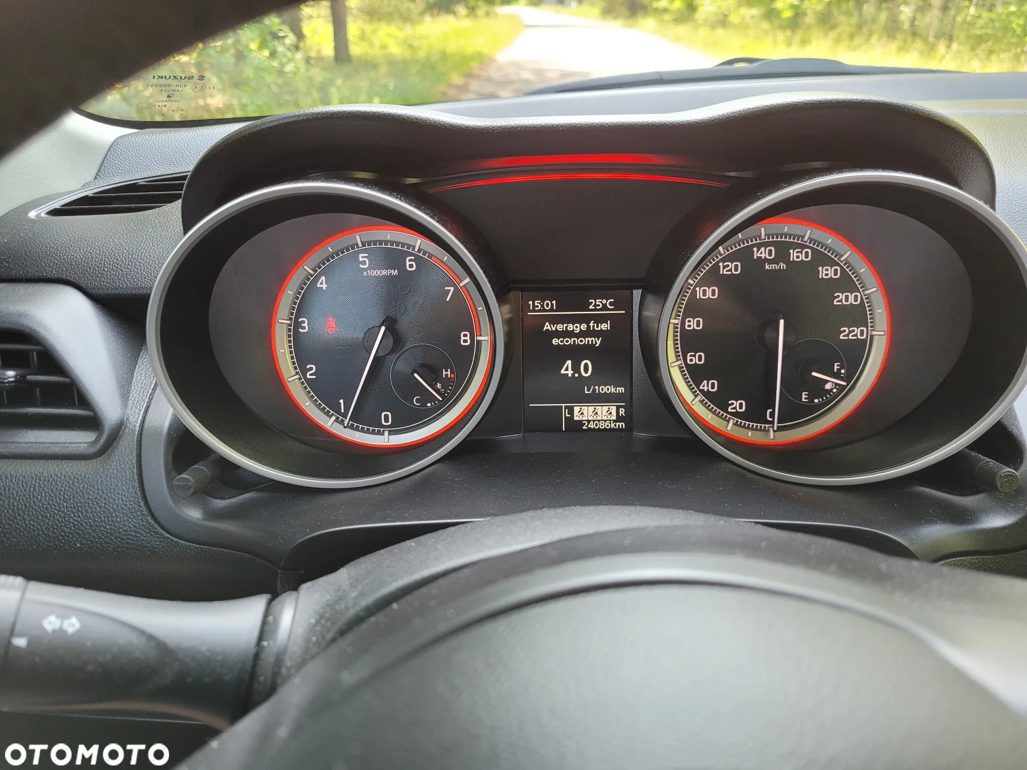 Suzuki Swift - 12