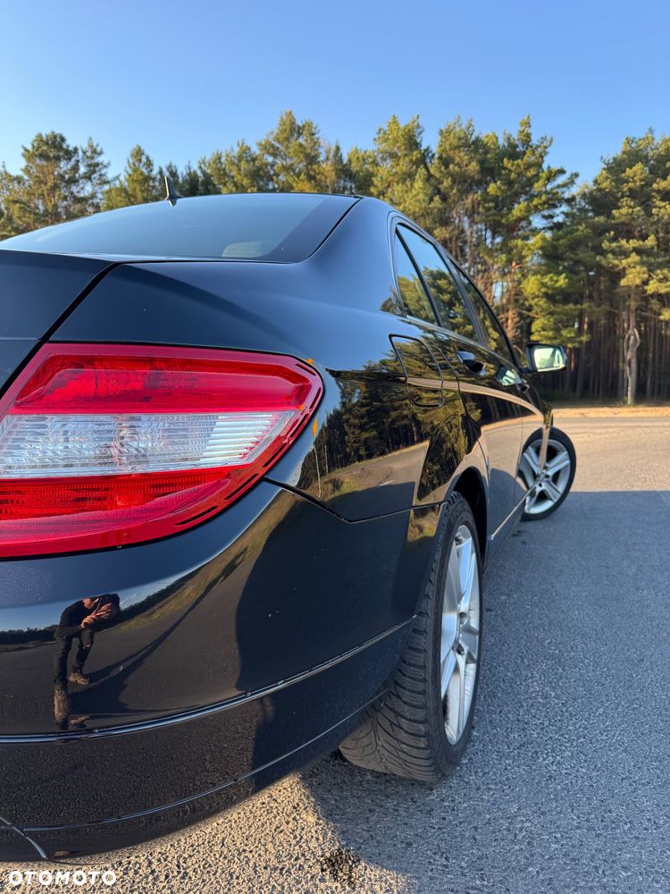 Mercedes-Benz Klasa C 180 Kompressor BlueEFFICIENCY - 8