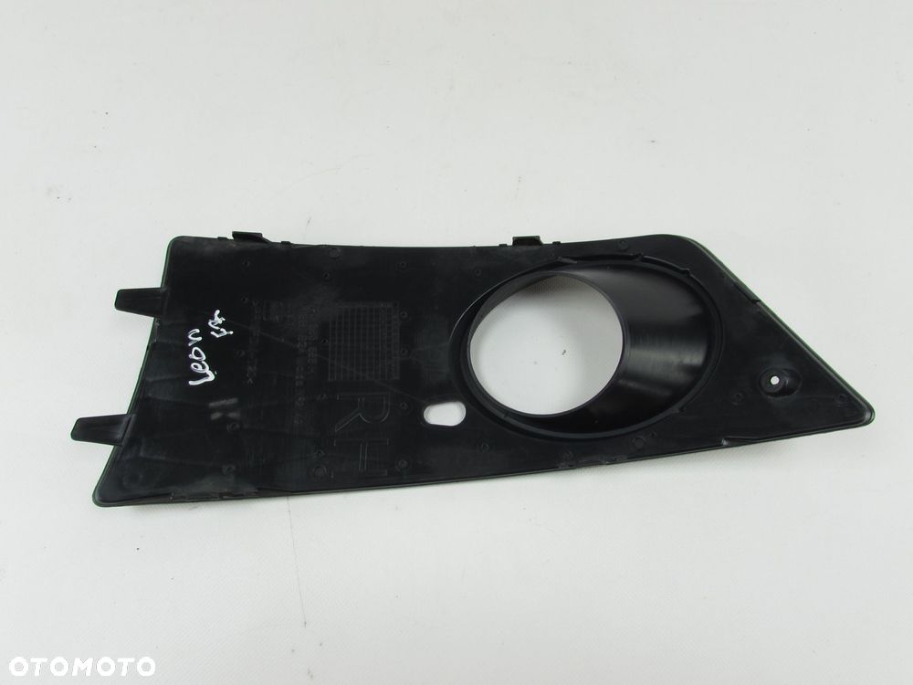 SEAT LEON II CUPRA FR LIFT 09-12 KRATKA ZDERZAKA PRZOD PRAWA 1P0853666H - 4
