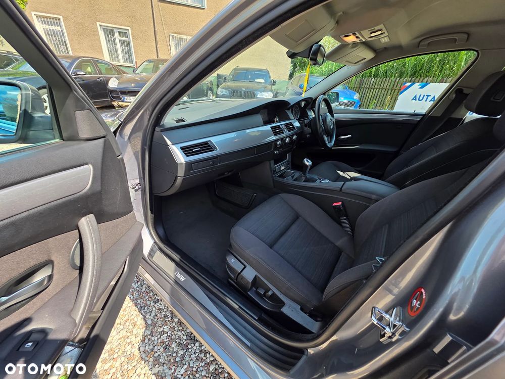 BMW Seria 5 520d - 10