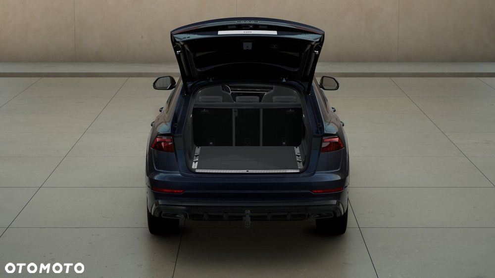 Audi Q8 - 9