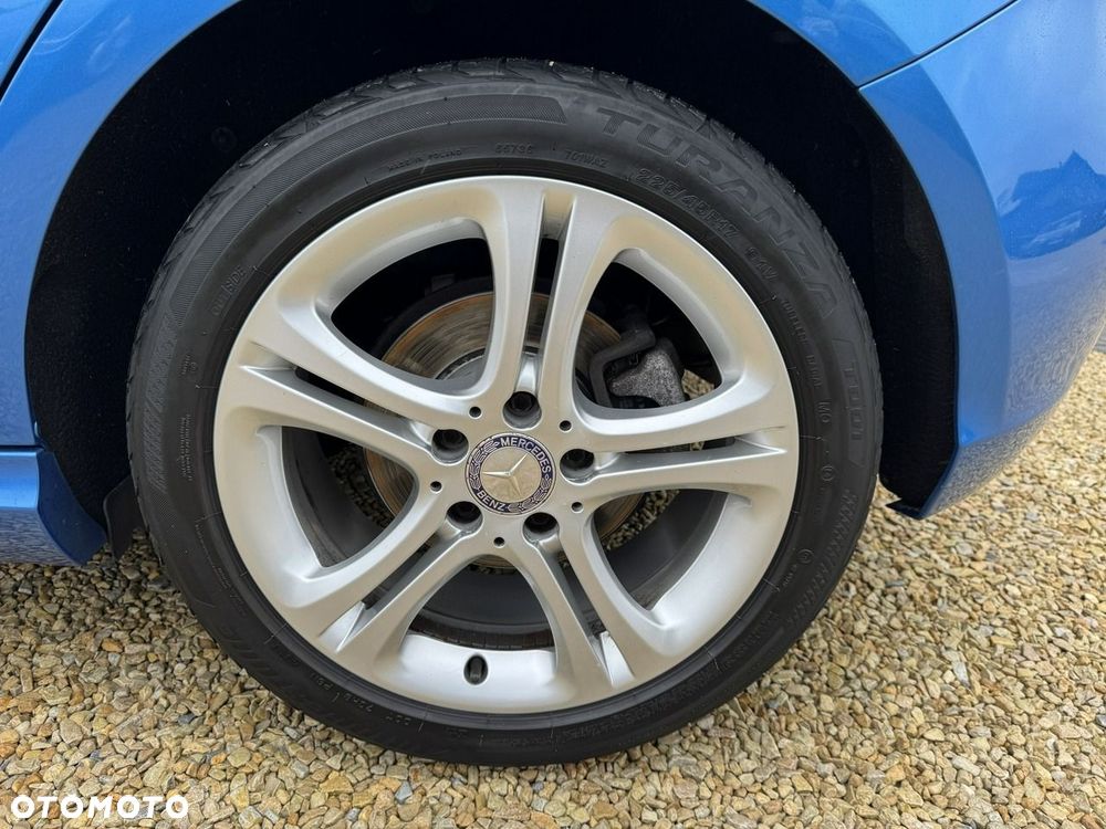 Mercedes-Benz Klasa A 180 BlueEfficiency Edition - 27