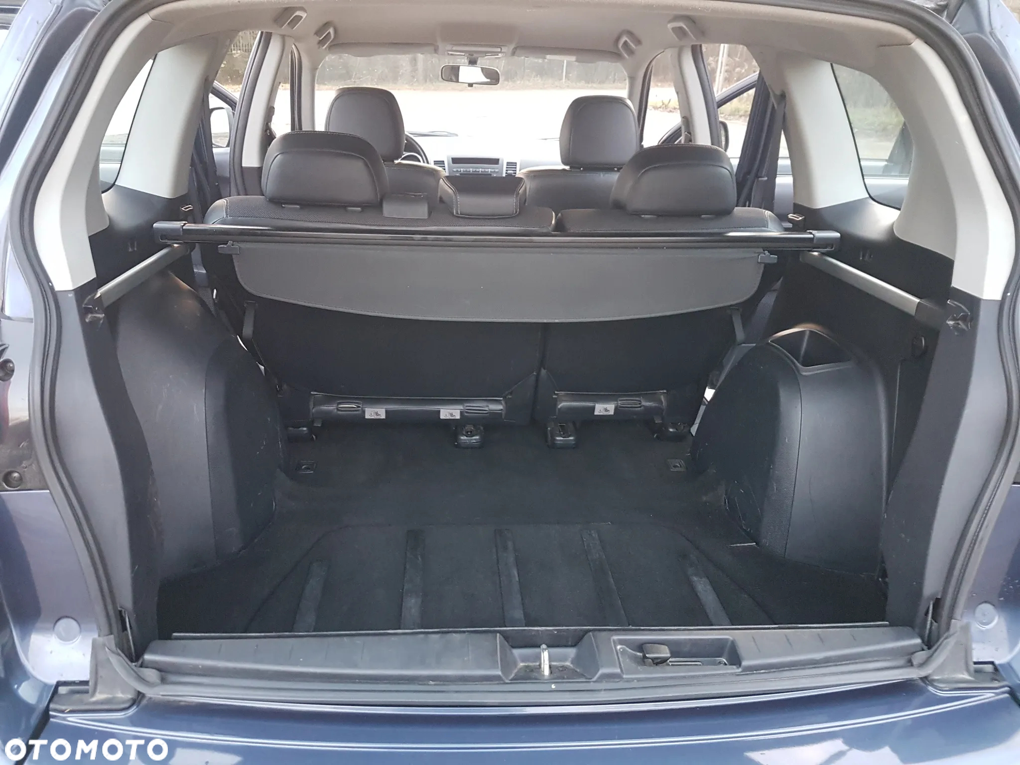 Citroën C-Crosser 2.2 HDi Exclusive - 17