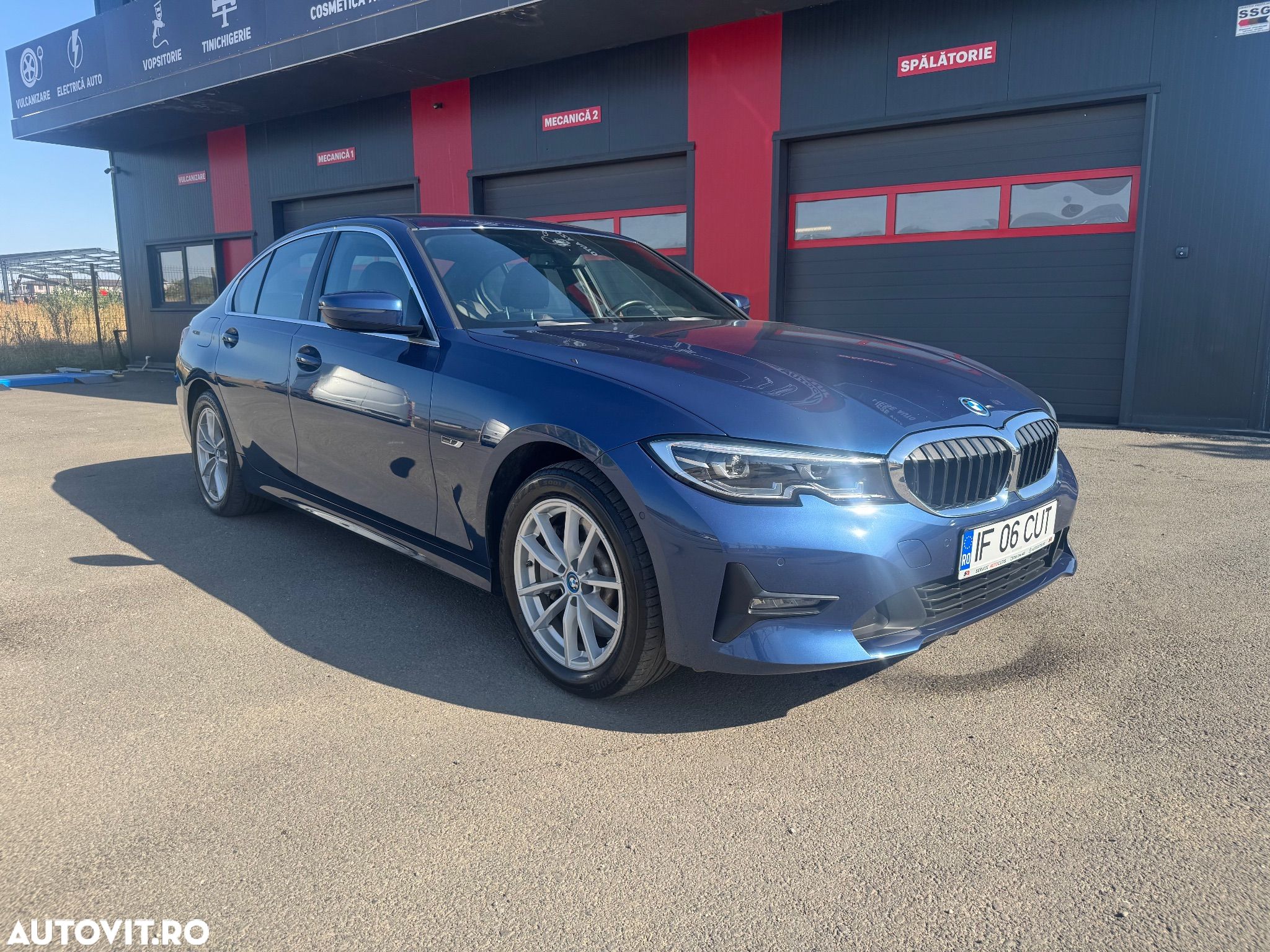 BMW Seria 3 - 1