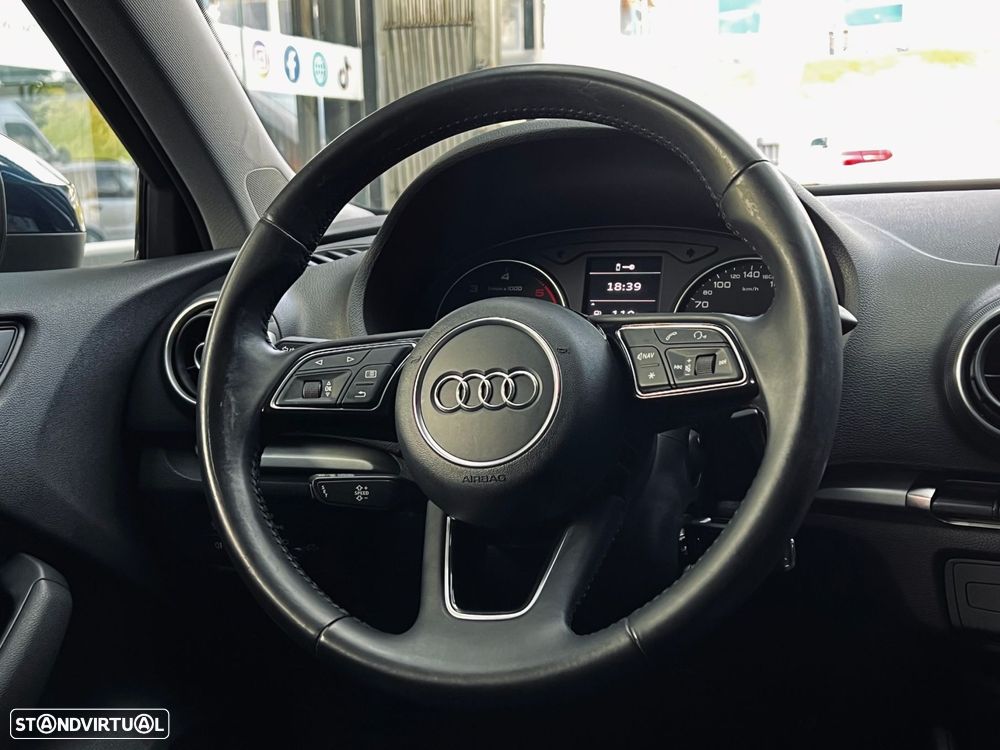 Audi A3 Sportback 1.6 TDI - 13